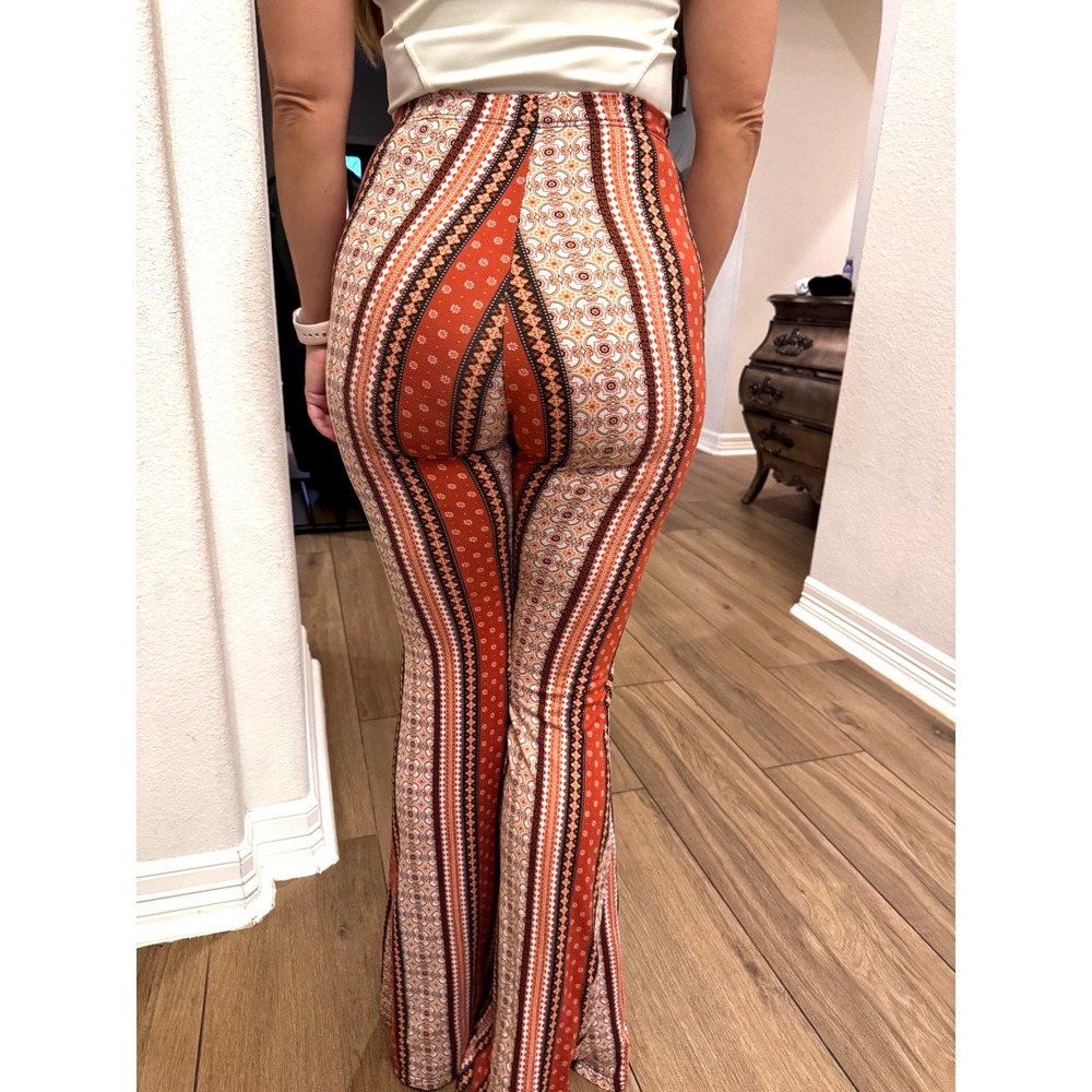 Windsor Boho Geometric Medallion Print Flare Bell Bottom Pants Rust Orange Small